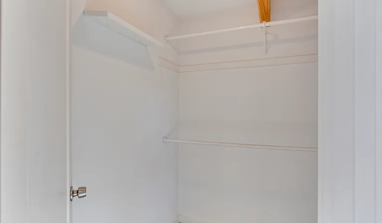 7468 N Catlin Ave #A — Photo 43