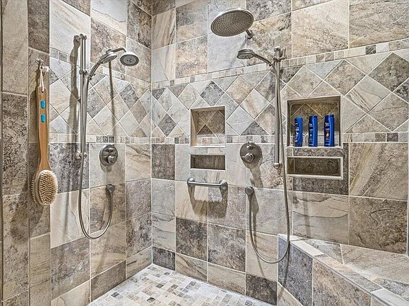 5th image of 1849 Snow Wind Dr