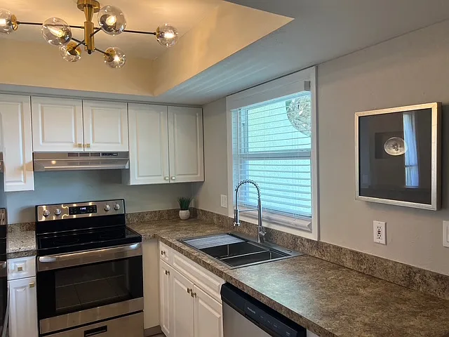 1000 Shorewinds Dr — Photo 25