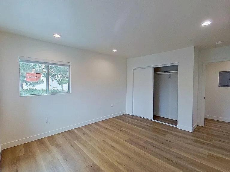 829 N Garfield St — Photo 126