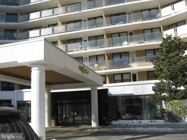 1600 Hagys Ford Rd APT 7E, Penn Valley, PA 19072