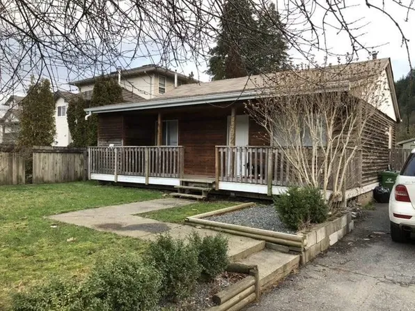 5492 Viola St, Chilliwack, BC V2R 3M6