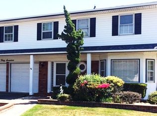 3017 Davis Pl, Oceanside, NY