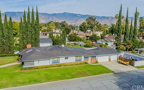 2nd image of 2617 Fremontia Dr
