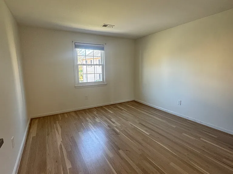 19100 Annapolis Way — Photo 22