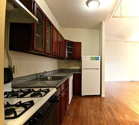 Rented by Rental Solutions Inc | media 35