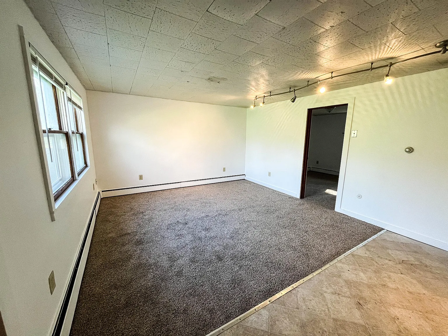 1289 Ellis Hollow Road - 2 — Photo 1