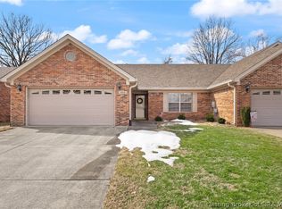 1014 Equestrian Dr, Sellersburg, IN 47172