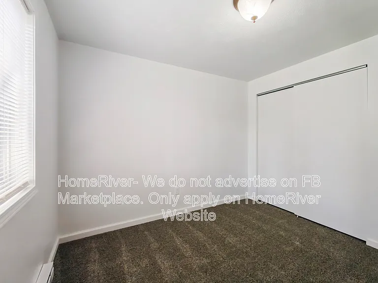 3211 S Regal St #5 — Photo 14