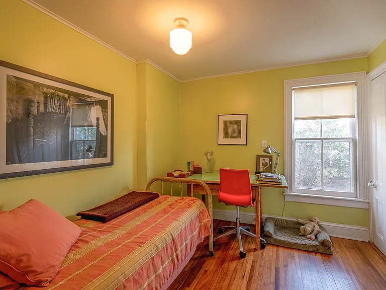 20 Elizabeth St — Photo 11