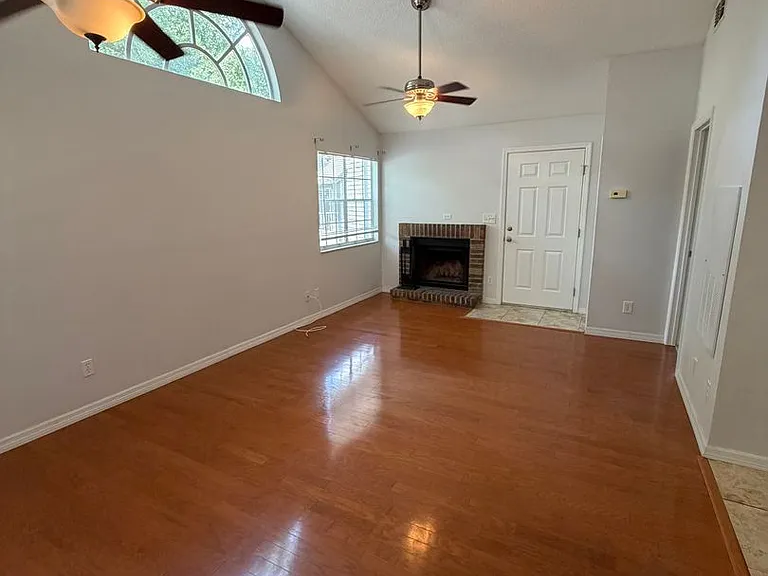 949 Bird Bay Ct #201 — Photo 3