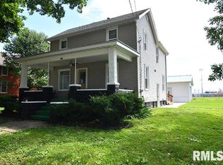 114 S Spring St, Geneseo, IL 61254
