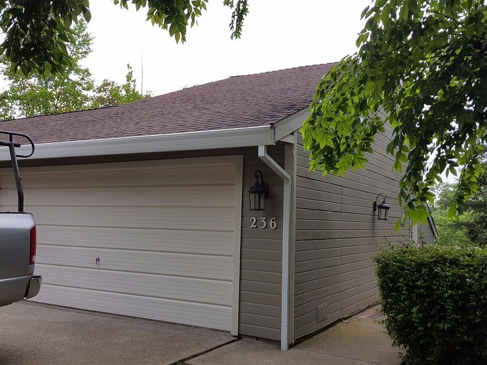 1st image of 236 Live Oak Cir #2