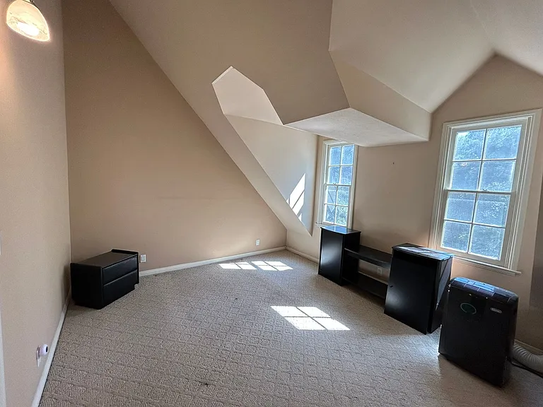 300 S Timken Rd — Photo 30