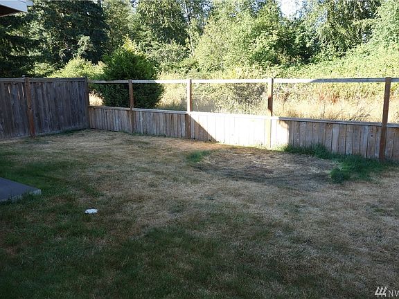 3rd image of 5021 106th St NE
