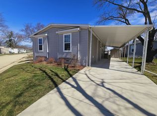 1045 Lake Ter, Elgin, IL 60123