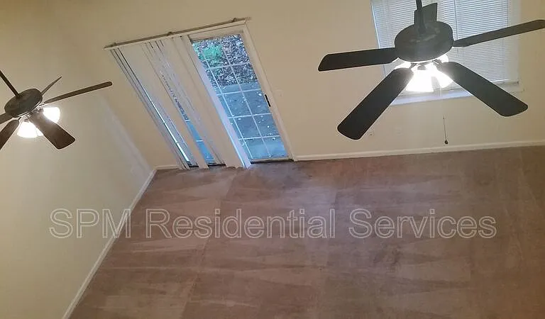 1404 Tanager Ct — Photo 6