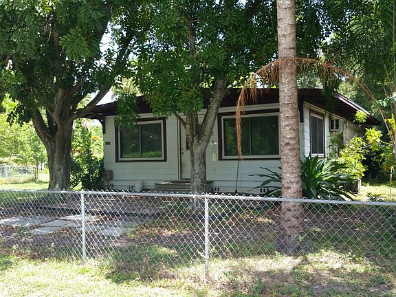 4th image of 1003 28th Avenue Dr E