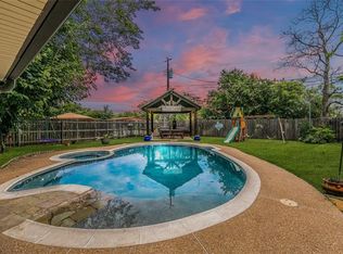 128 Brannan Dr, Ennis, TX 75119