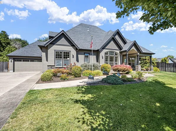 1588 W 12th Ave, Junction City, OR 97448