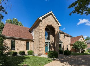 5534 Pine Wood Frst, Saint Louis, MO 63128