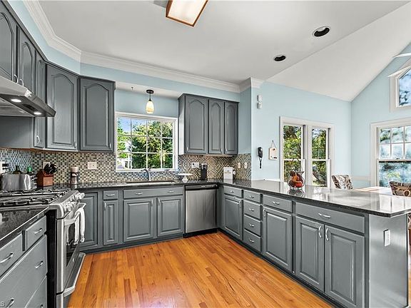 5th image of 5124 Carversham Ct