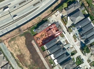 324 Lawrence St, New Westminster, BC V3M5L2