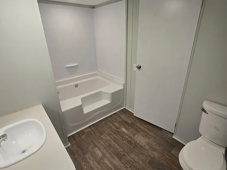 1014 Devaney Cir — Photo 2