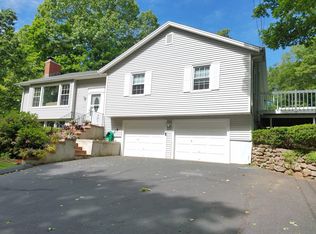 31 Mansfield Rd, North Haven, CT 06473