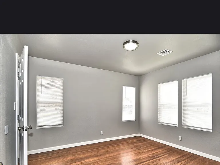 2104 N Boston Pl — Photo 11