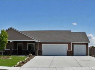 2906 Redrock Ridge Loop, Richland, WA 99354