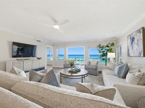 8814 S Sea Oaks Way APT 304, Vero Beach, FL 32963