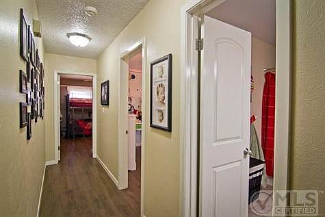 5th image of 1006 Karen Dr