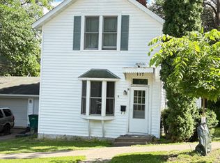 117 Linden St W, Stillwater, MN 55082