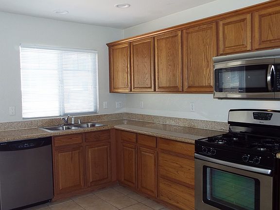 3rd image of 2750 Fountain Vista Ln