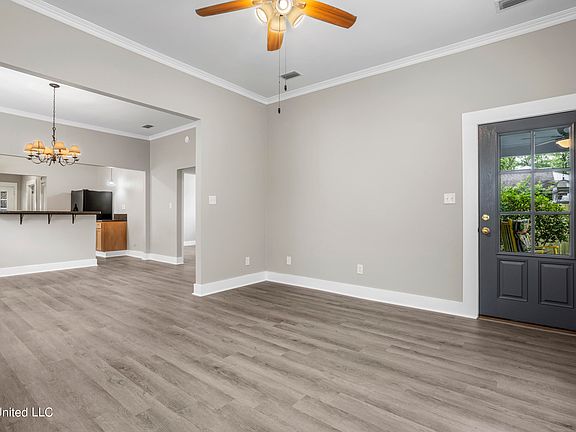 2nd image of 703 McKinley Ave