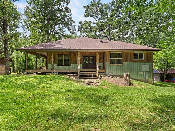 3rd image of 483 Loveland Drive