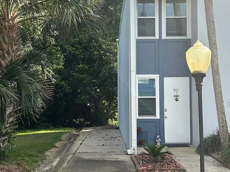 201 Pensacola Beach Rd #B10 — Photo 2