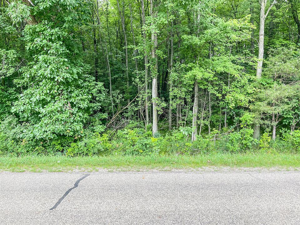 2nd image of Kosmerick Rd