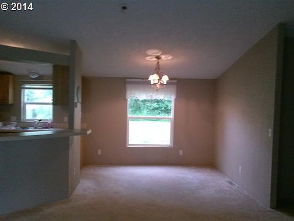 5th image of 1200 N Cedar Creek St