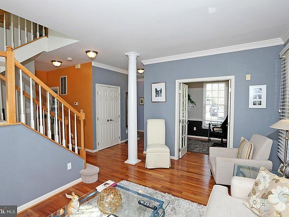 4th image of 148 Thurgood St