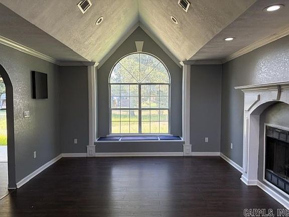 2nd image of 2907 Planters Dr