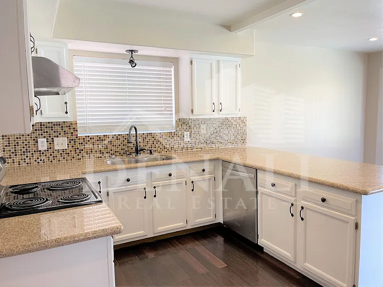 3602 E Windmere Dr — Photo 8