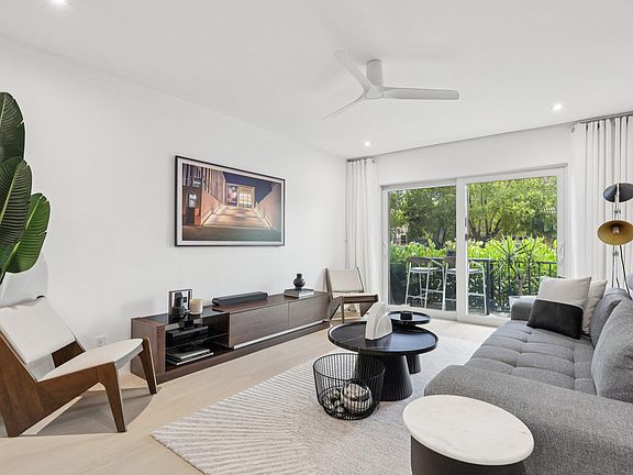2nd image of 3004 NE 5th Terrace #101-c