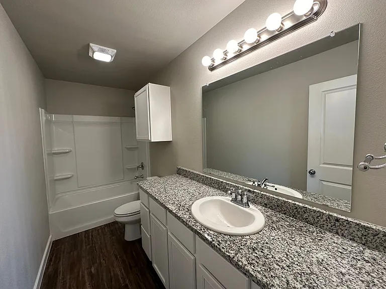 3402 Tiffin Ave — Photo 24