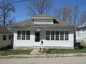 1221 9th St photo 1