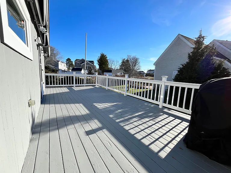 20 Jenness Ave — Photo 3