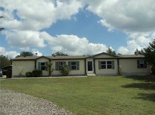 181 Lantana Ln, Cedar Creek, TX 78612