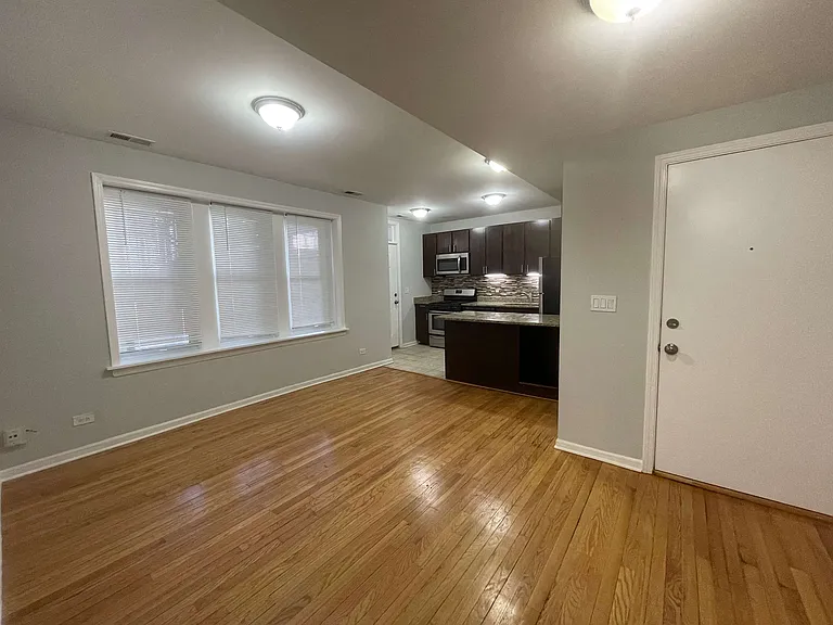 4501-4503 N Milwaukee/5116-22 Sunnyside — Photo 7