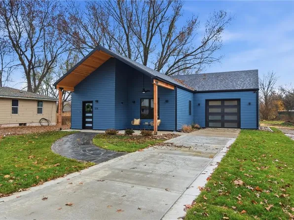 516 Lake St, Lawrence, KS 66044